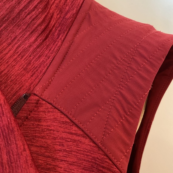 macpac vest - Picture 4 of 8